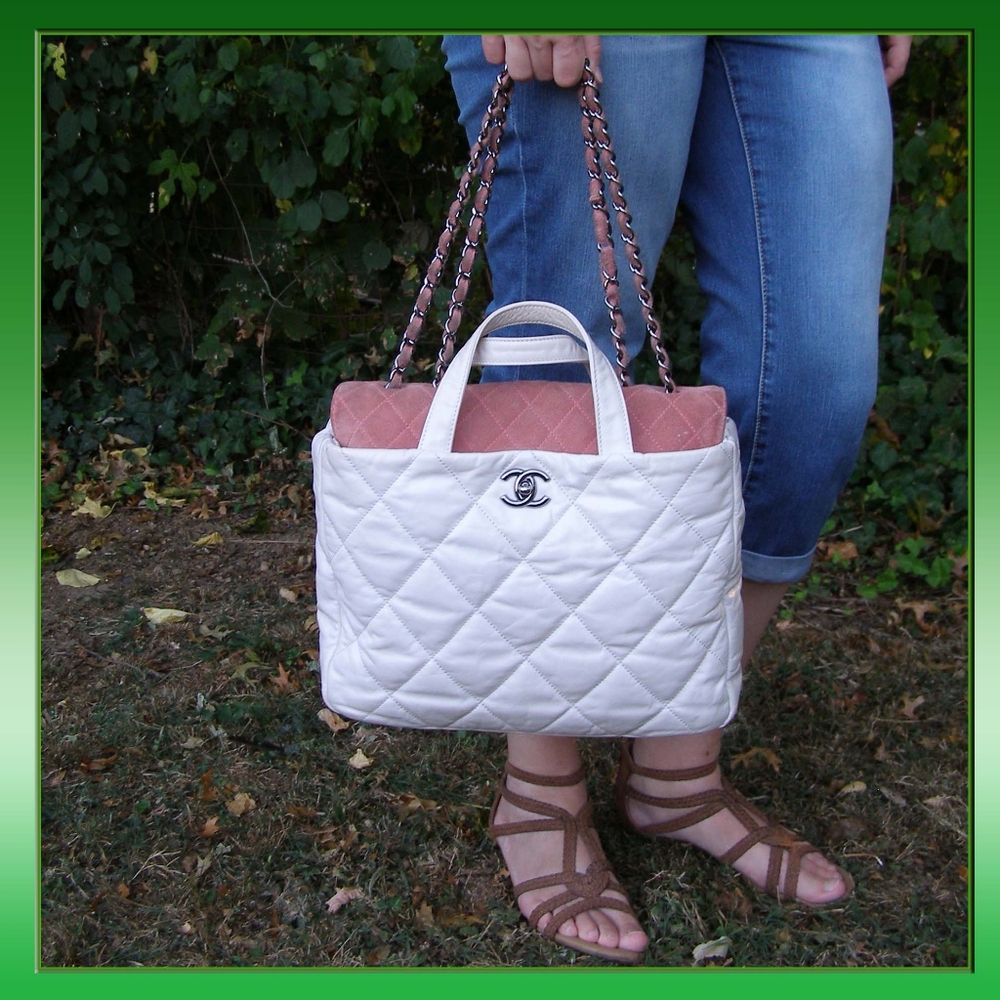 💖 CHANEL Portobello White Quilted Leather & Pink Suede Tote/Shoulder Bag